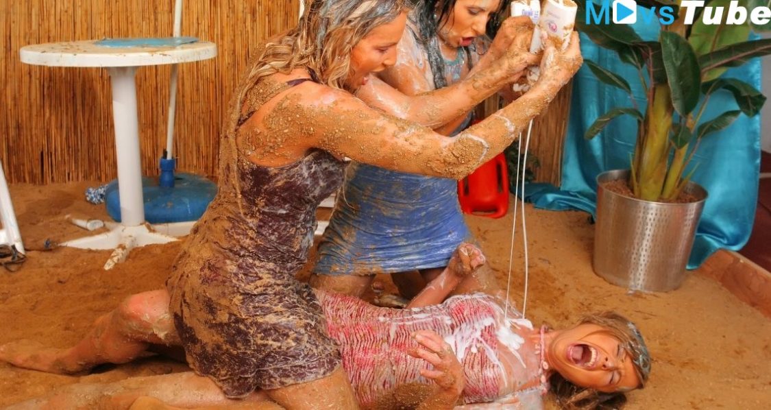 Soapy Battle Only Creates a Mess Allwam 2016 Miss Piss Wetlook, Wet & Messy