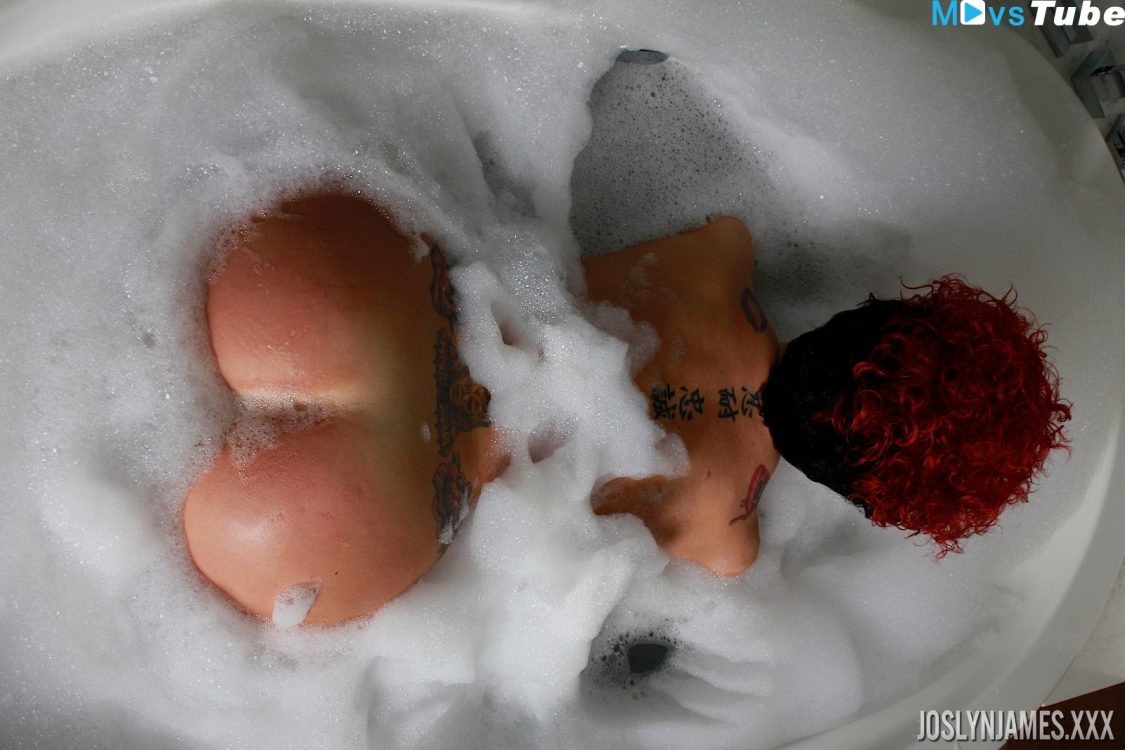 Joslyn James in Bubble Bath Beauty Pornstarplatinum 2016 Joslyn James Shaved Pussy, Mature