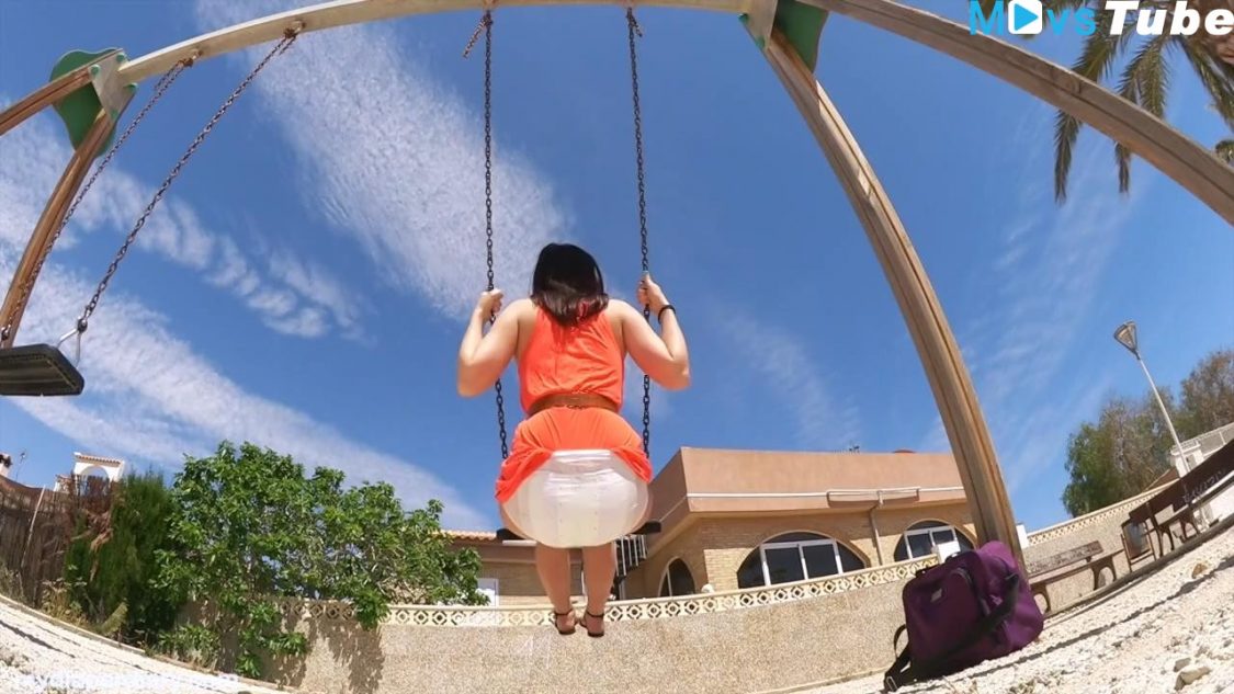 On the swing Mydiaperdiary.com 2019 Faye Taylor No Boys, Diapers
